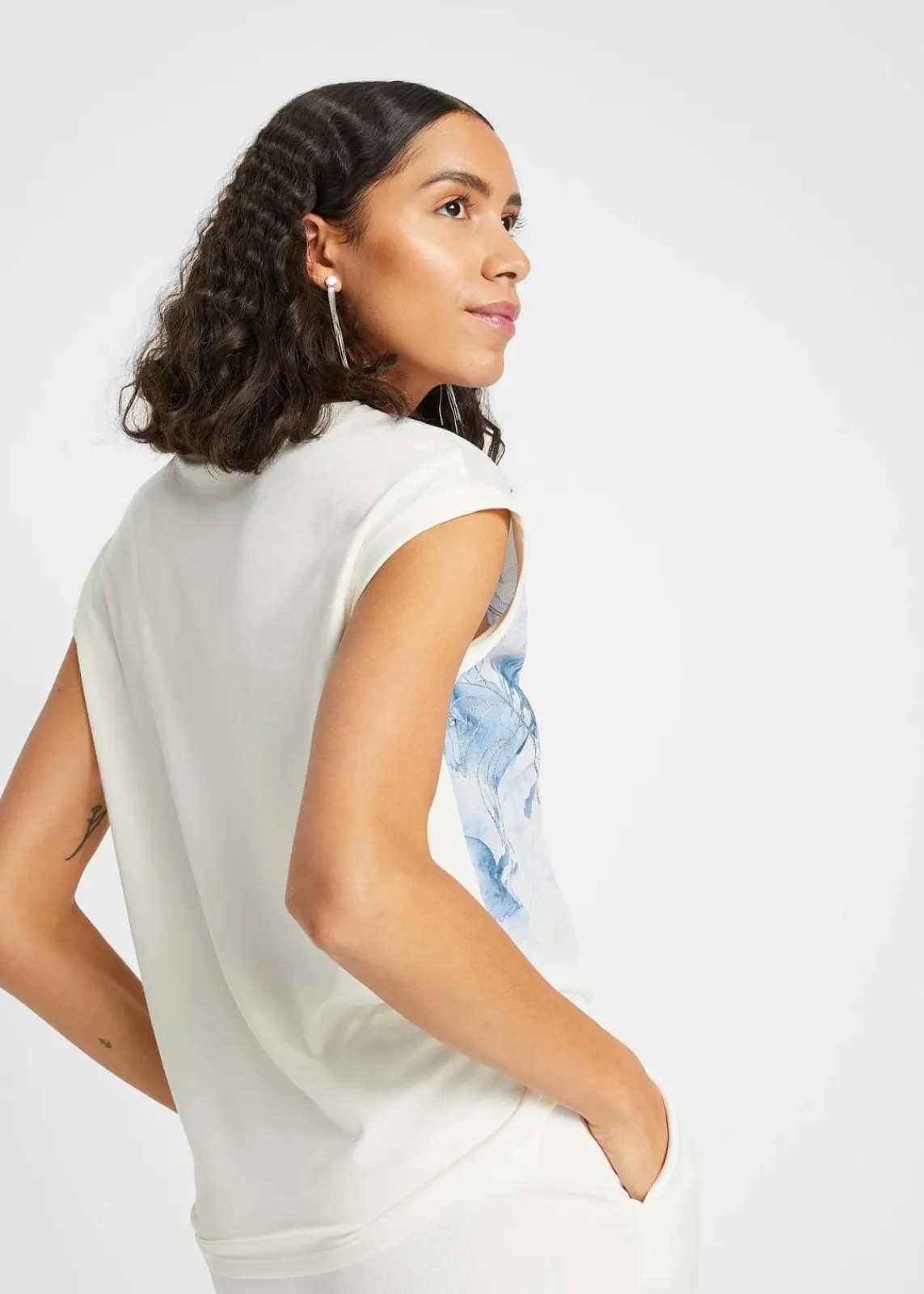 bonprix Shirts & Tops^Shirtbluse wollweiß/blau geblümt