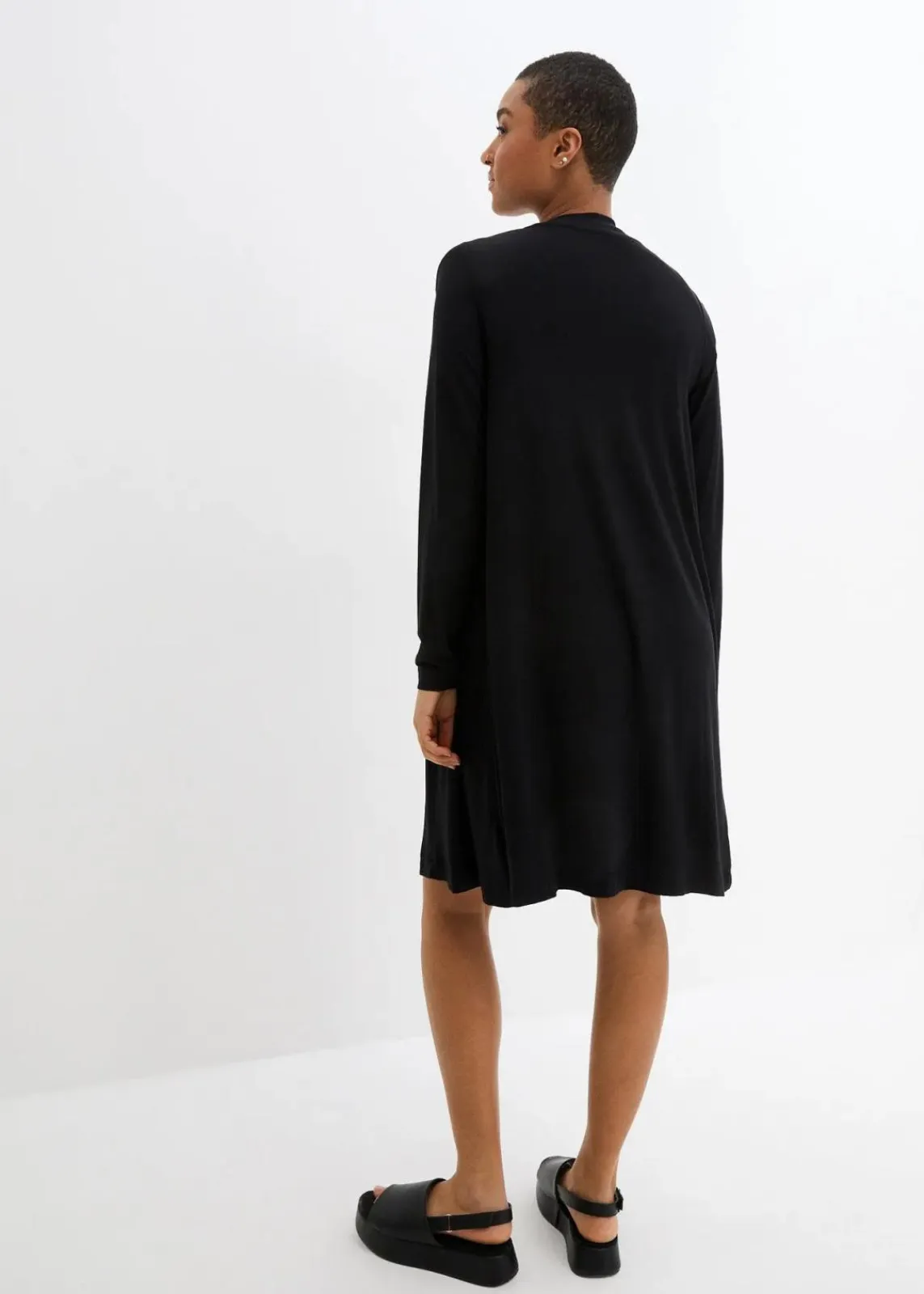 bonprix Bekleidung·Röcke|Nachhaltigere Materialien^Shirtjacke aus softem Viskose-Mix schwarz