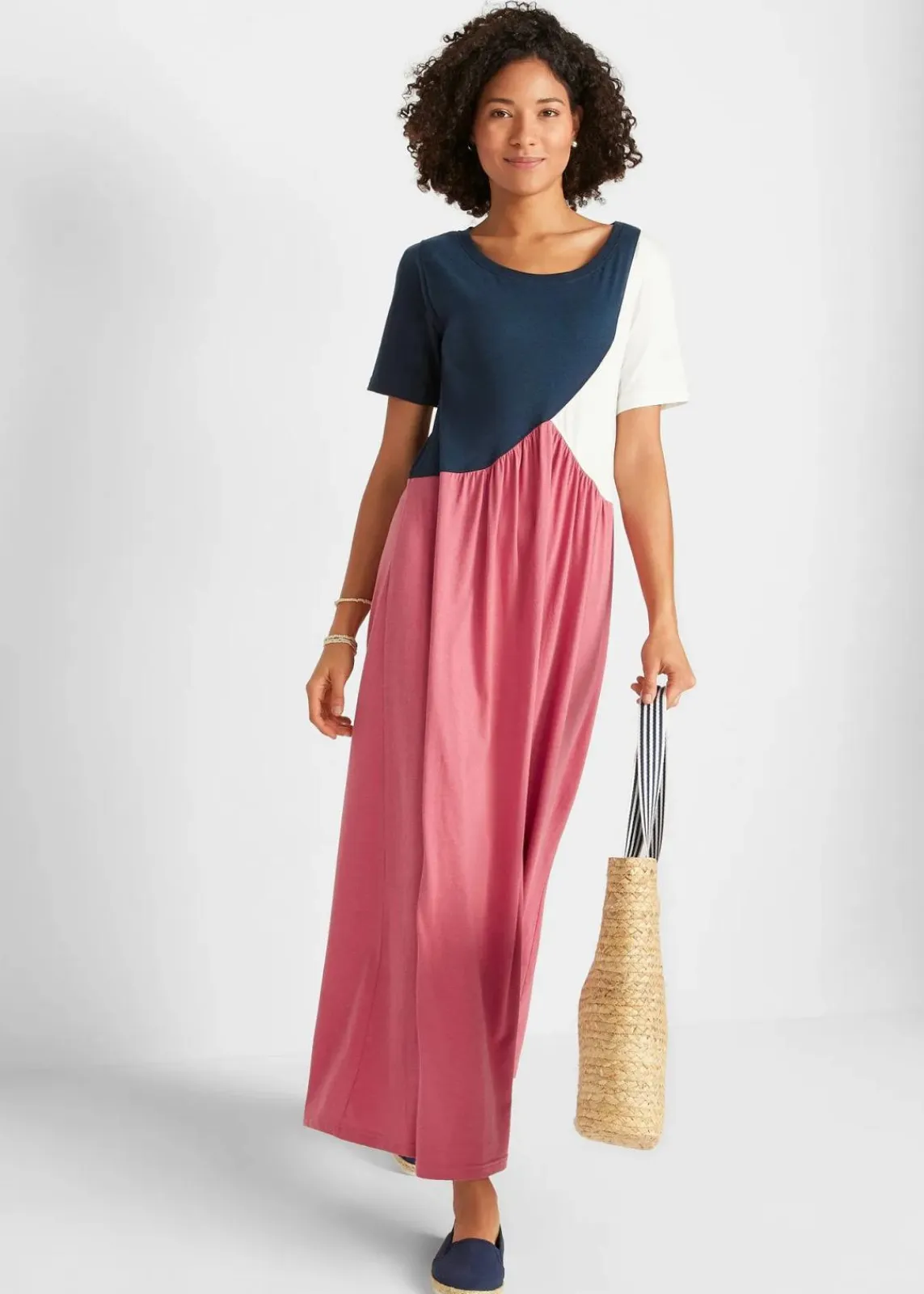 bonprix Nachhaltigere Materialien|Kleider^Shirtkleid aus Baumwoll- Viskose Mischung rauchhimbeere/dunkelblau/wollweiß