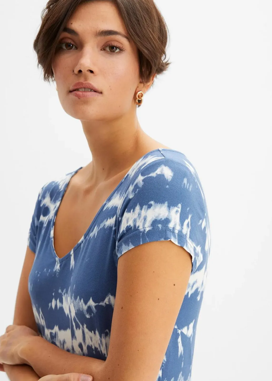 bonprix Bekleidung·Pullover & Strickjacken|Kleider^Shirtkleid aus fließender Viskose jeansblau bedruckt