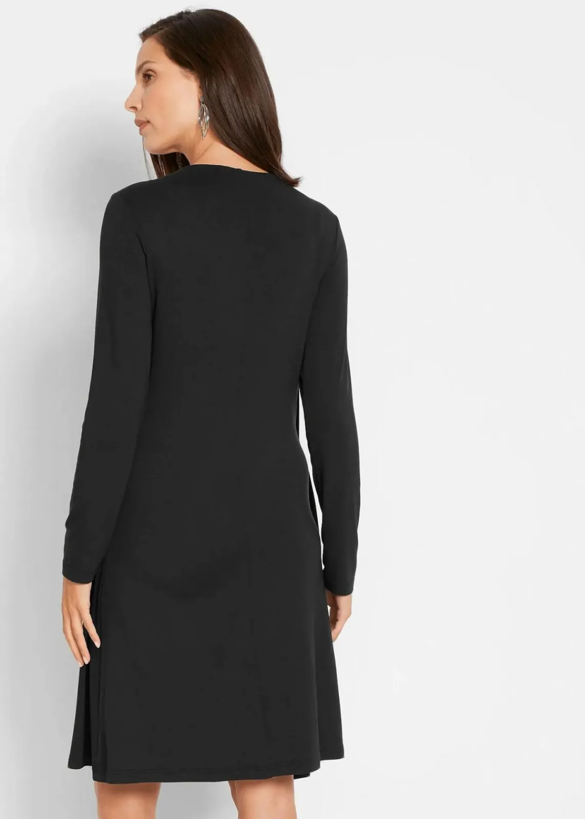 bonprix Bekleidung·Pullover & Strickjacken|Kleider^Shirtkleid in Doppeloptik aus nachhaltiger Viskose schwarz/metallic silber