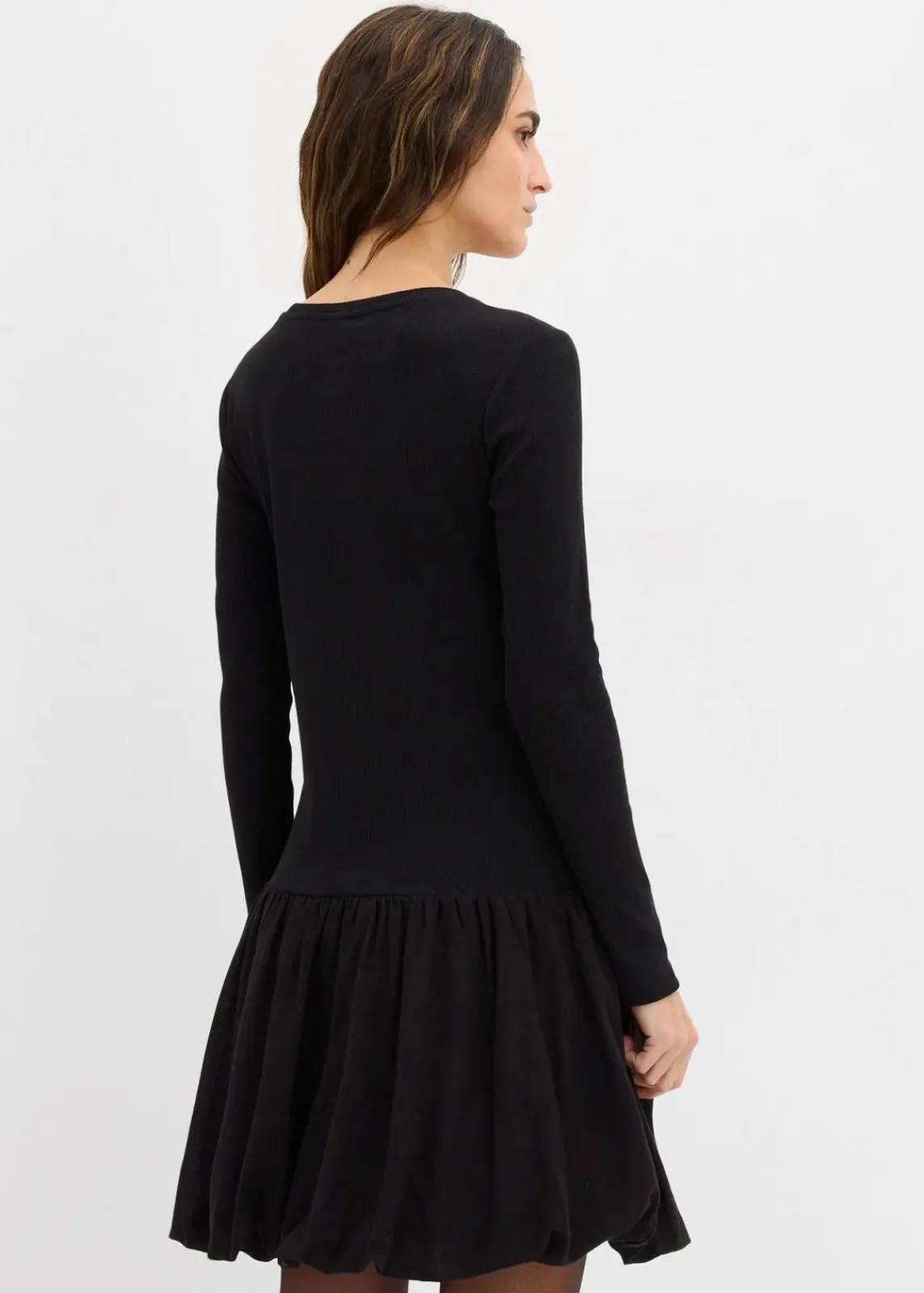 bonprix Kleider^Shirtkleid mit Ballonrock schwarz