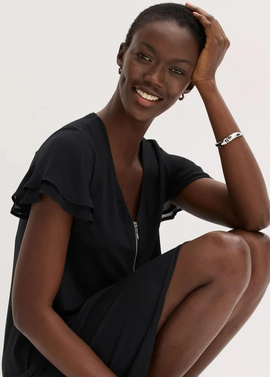 bonprix Kleider^Shirtkleid mit Chiffonärmeln schwarz