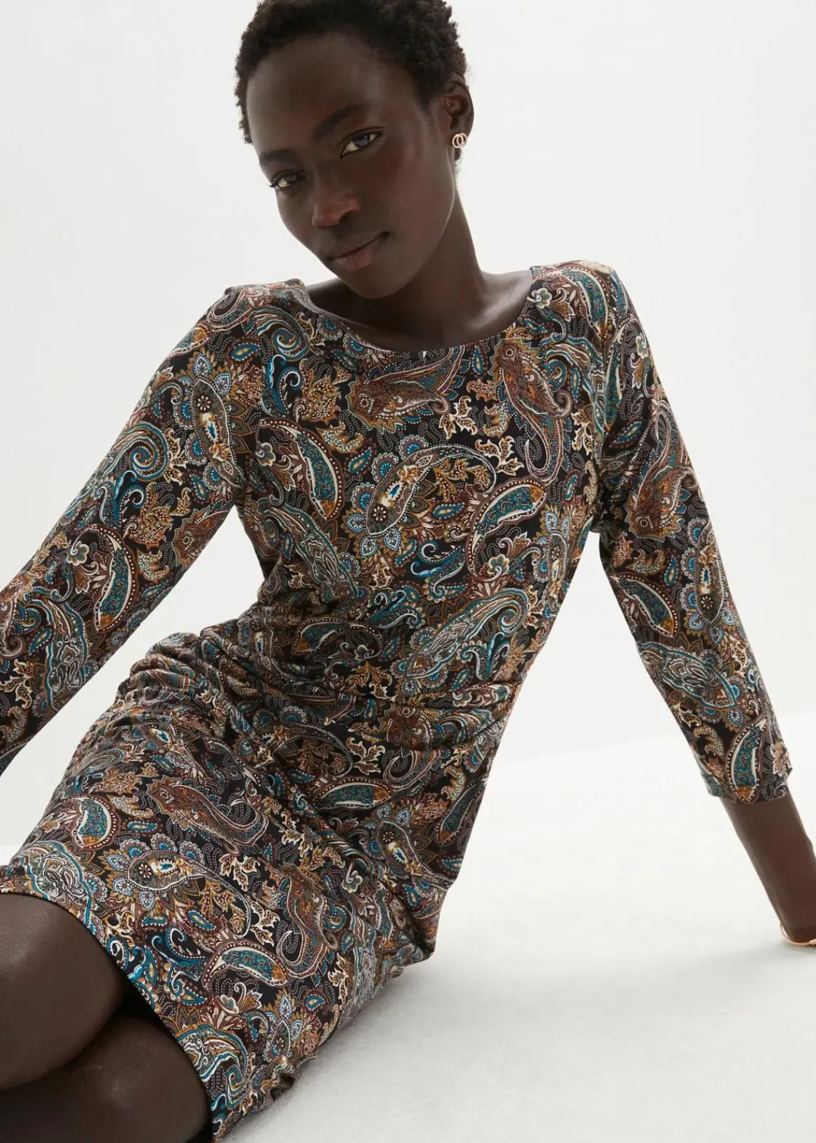 bonprix Kleider|Bekleidung·Pullover & Strickjacken^Shirtkleid mit Paisley Druck schwarz/beige paisley