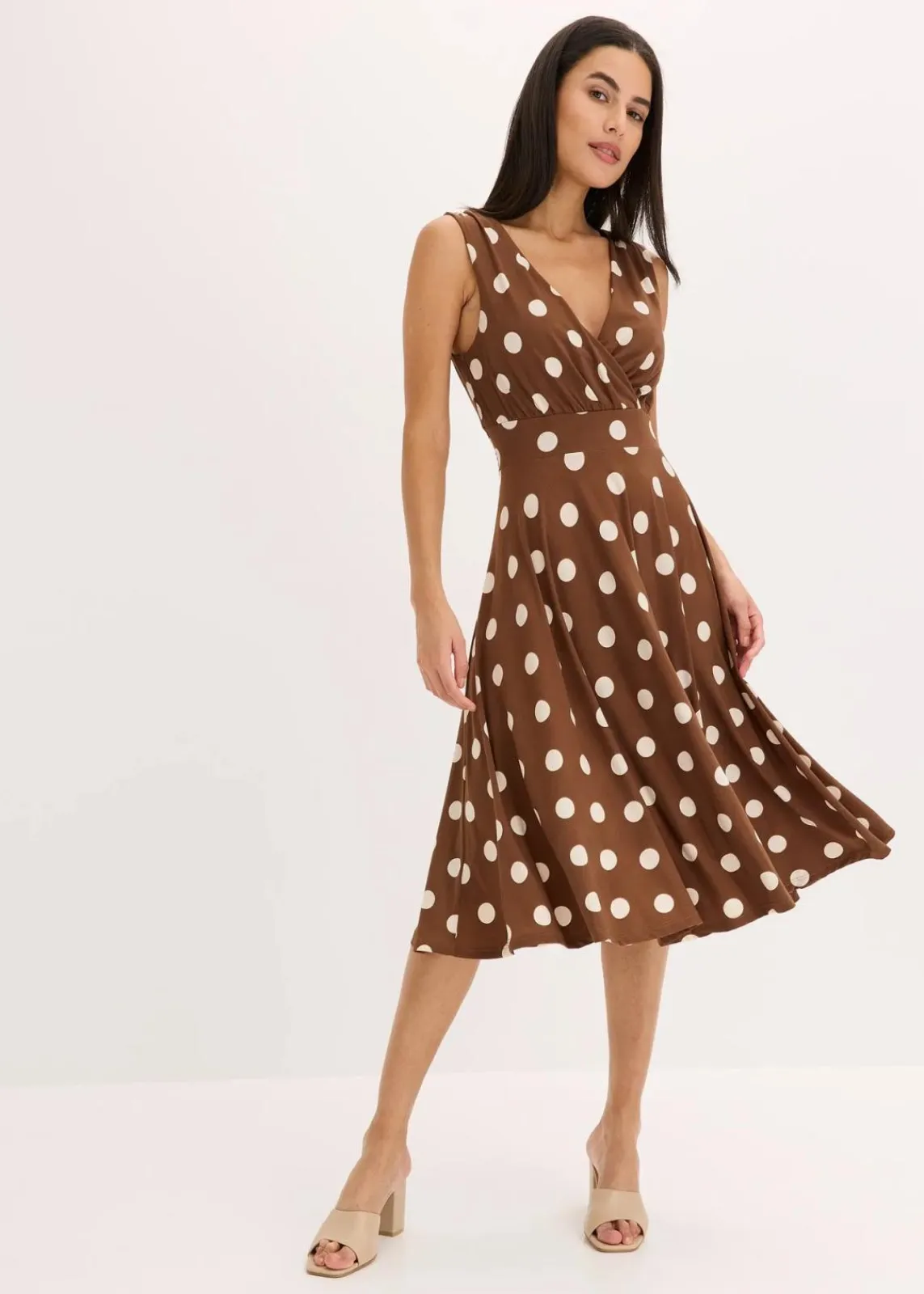 bonprix Kleider|Kurzgrößen^Shirtkleid mit Punkten hellbraun/sandbeige gepunktet