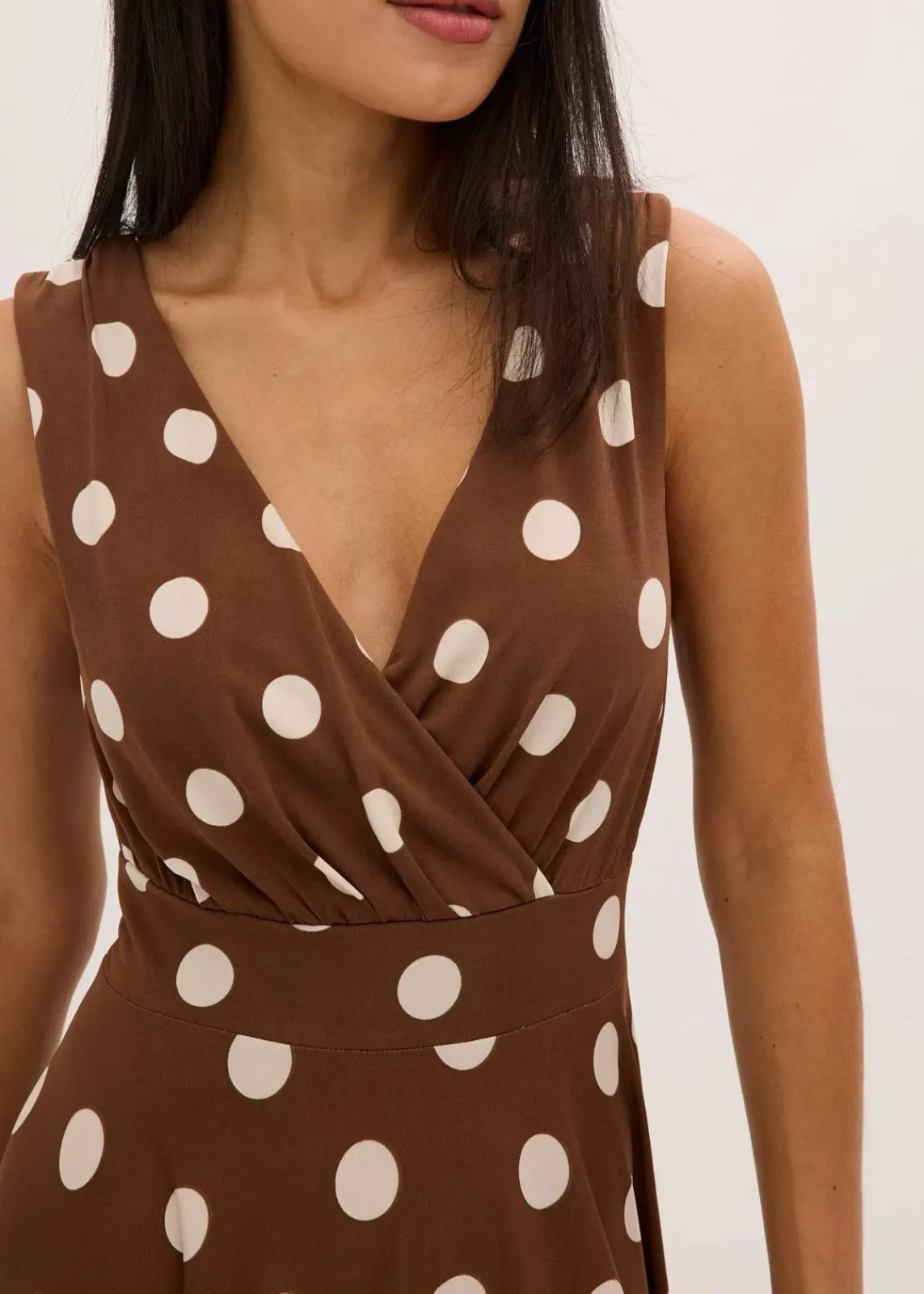 bonprix Kleider|Kurzgrößen^Shirtkleid mit Punkten hellbraun/sandbeige gepunktet