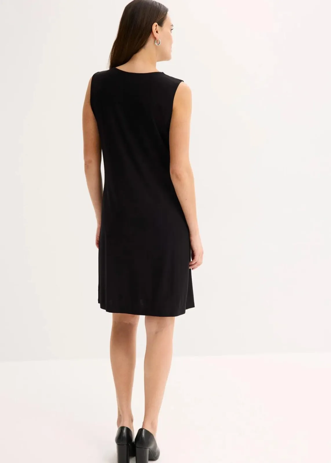 bonprix Kleider|Bekleidung·Pullover & Strickjacken^Shirtkleid mit Schluppe schwarz