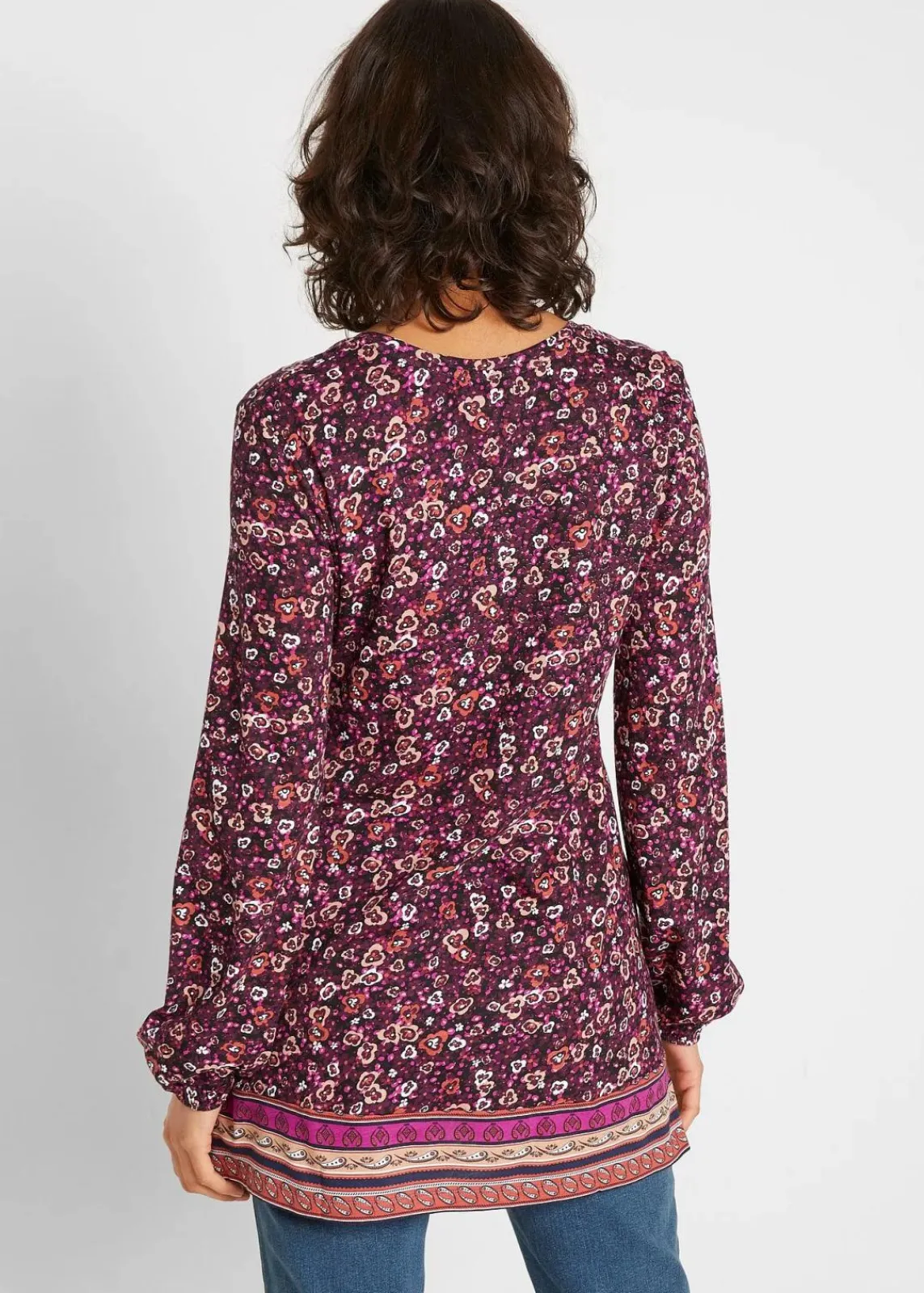 bonprix Nachhaltigere Materialien|Shirts & Tops^Shirt-Tunika aus Baumwoll-Viskose-Mix schwarz floral