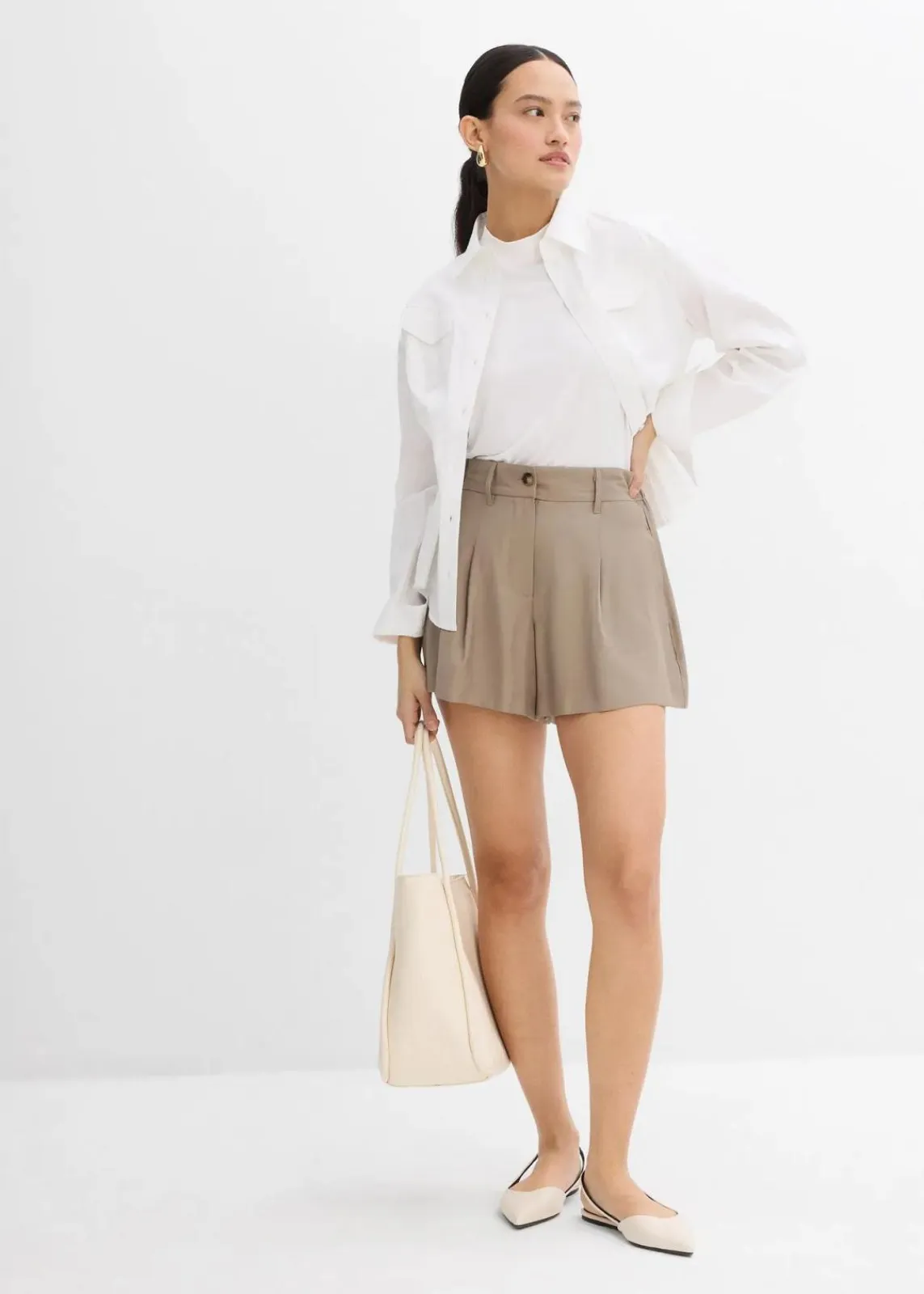 bonprix Bekleidung·Outdoorbekleidung|Bekleidung·Kleider^Shorts aus feiner Viskose helloliv