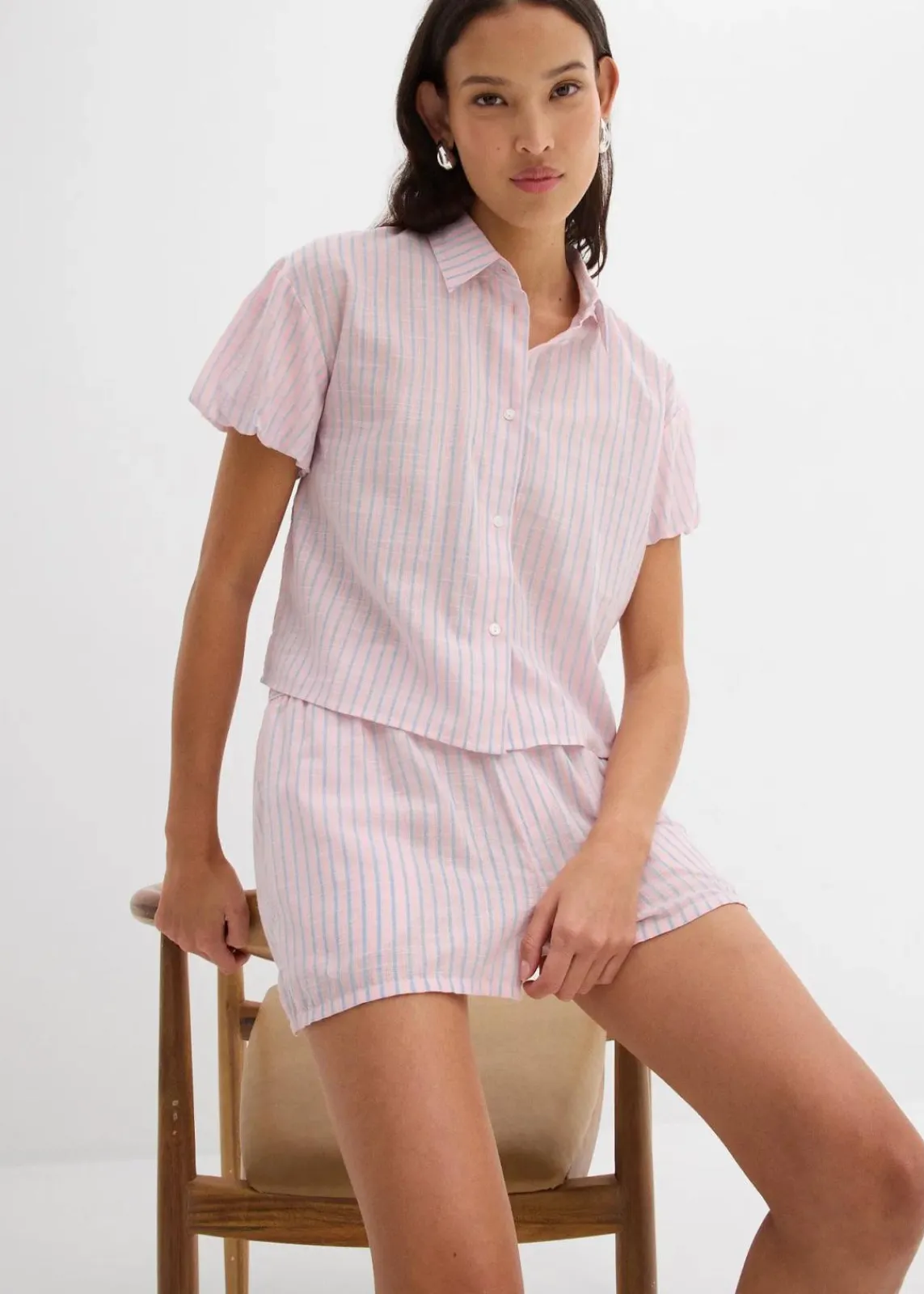 bonprix Shorts|Hosen^Shorts aus reiner Baumwolle bonbonrosa/hellblau gestreift