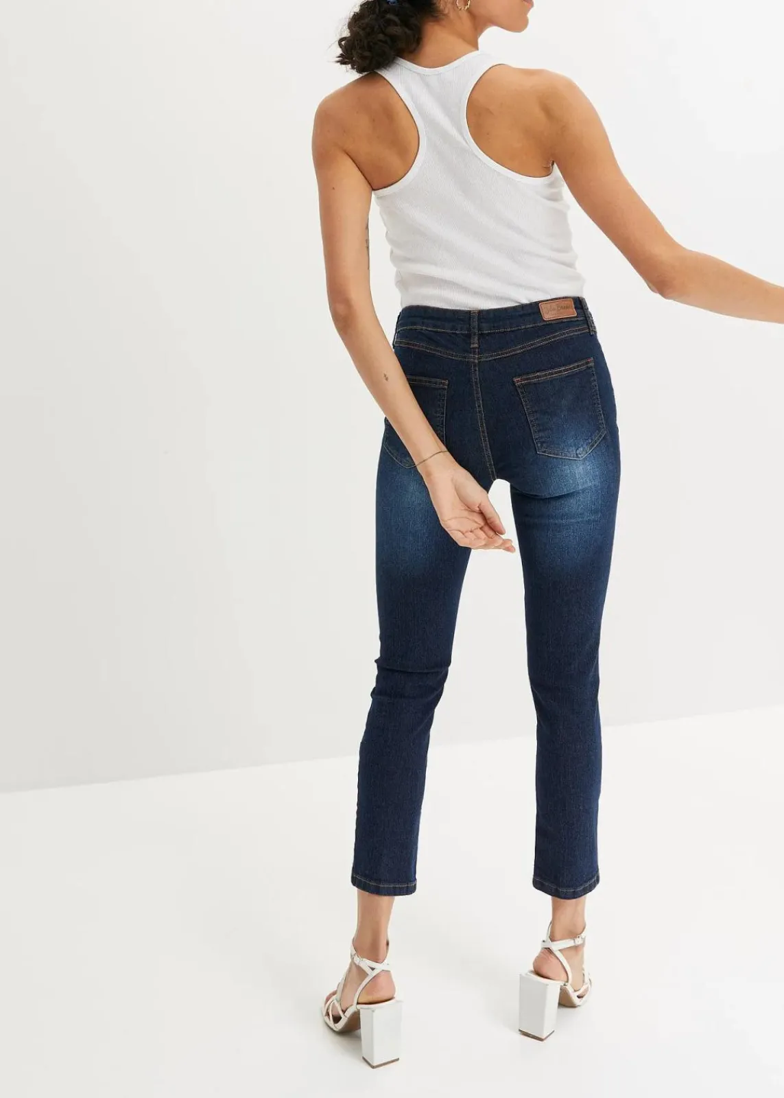 bonprix Bekleidung·Shirts & Tops|Jeans^Slim Fit Jeans Mid Waist, cropped dunkelblau used
