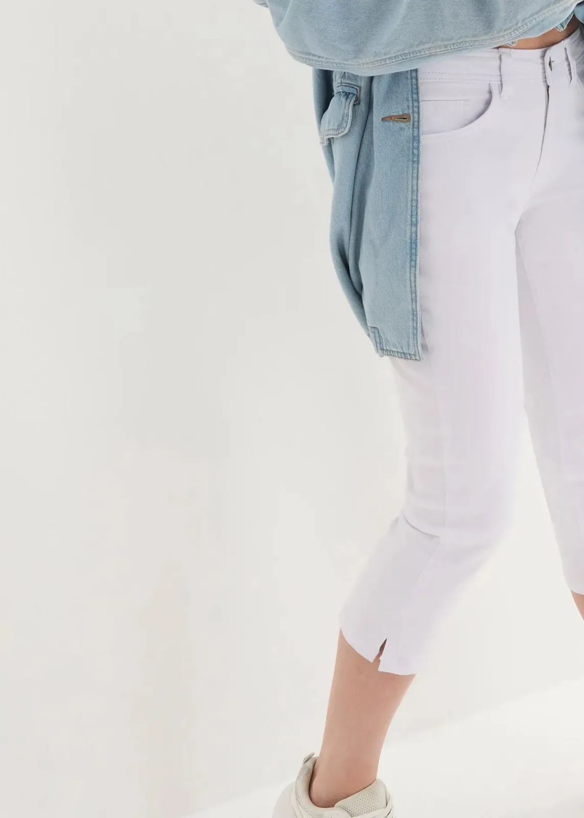 bonprix Jeans|Bekleidung·Shirts & Tops^Slim Fit Jeans Mid Waist, cropped weiß twill