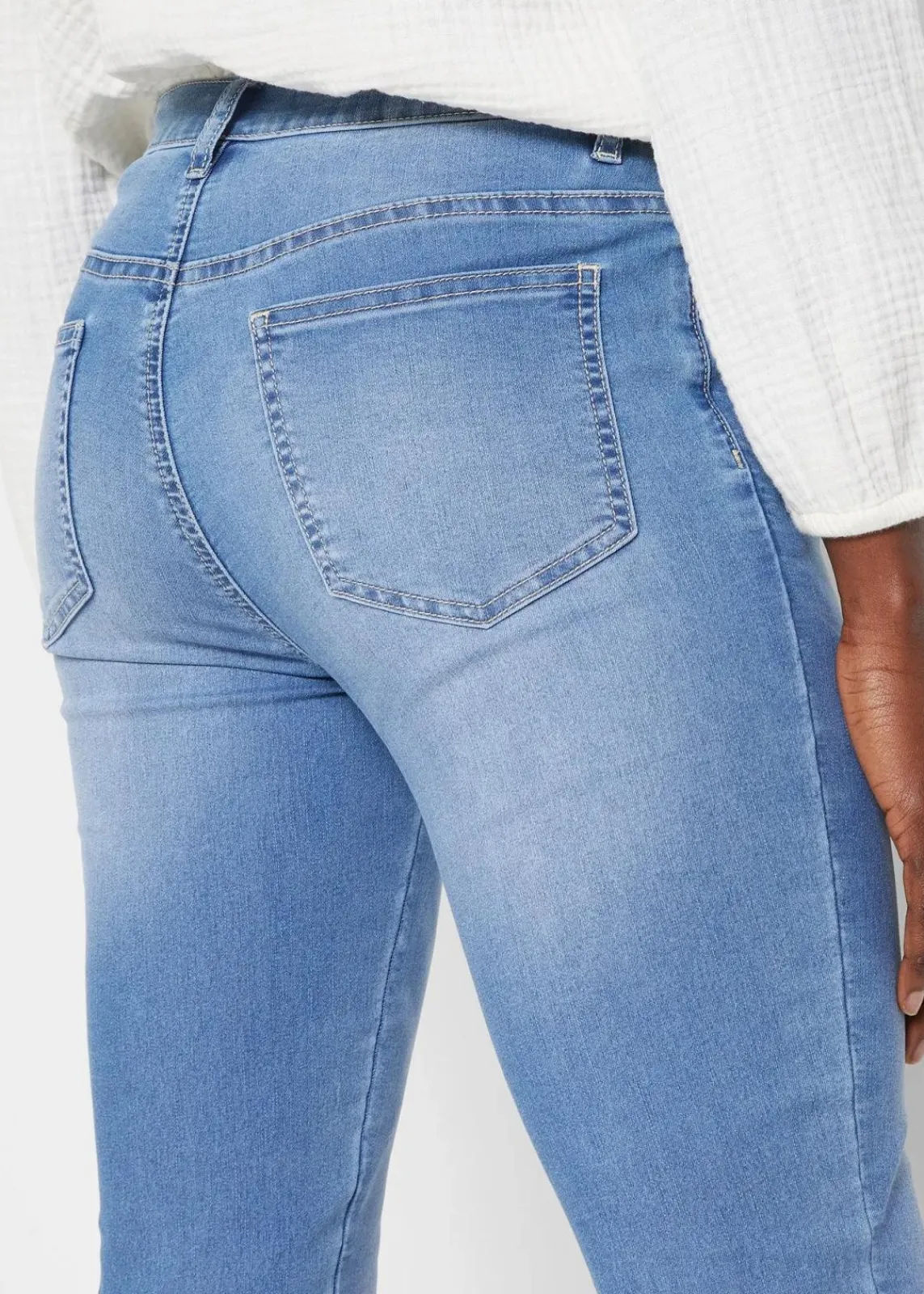 bonprix Jeans^Slim-Fit-Jeans Mid Waist, Stretch blau denim