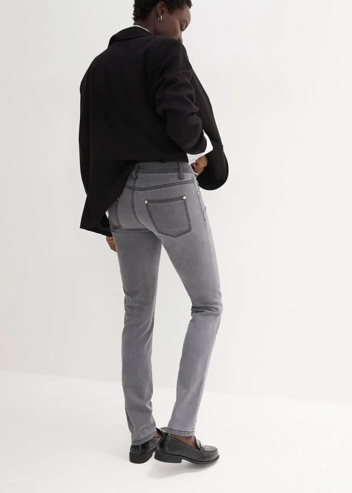 bonprix Jeans|Kurzgrößen^Slim-Fit-Jeans Mid Waist, Super Stretch grey denim