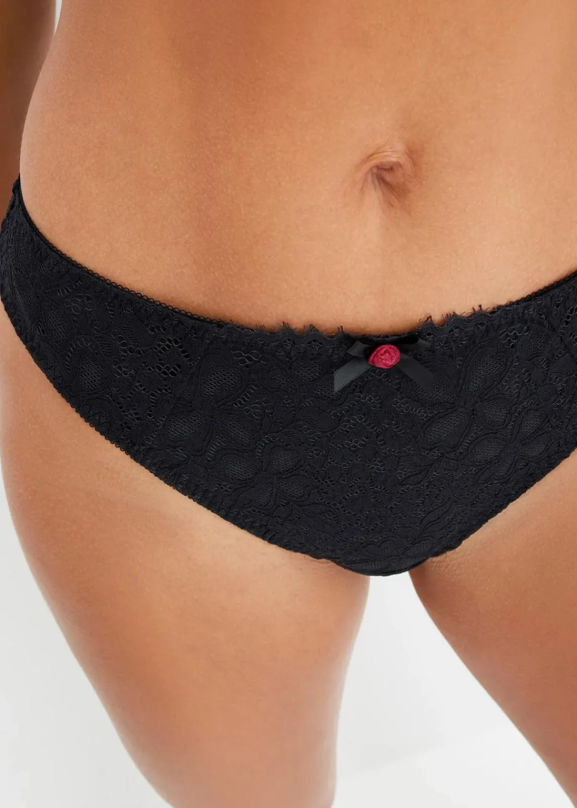 bonprix Wäsche·Dessous|Wäsche·Höschen^Slip mit Spitze schwarz