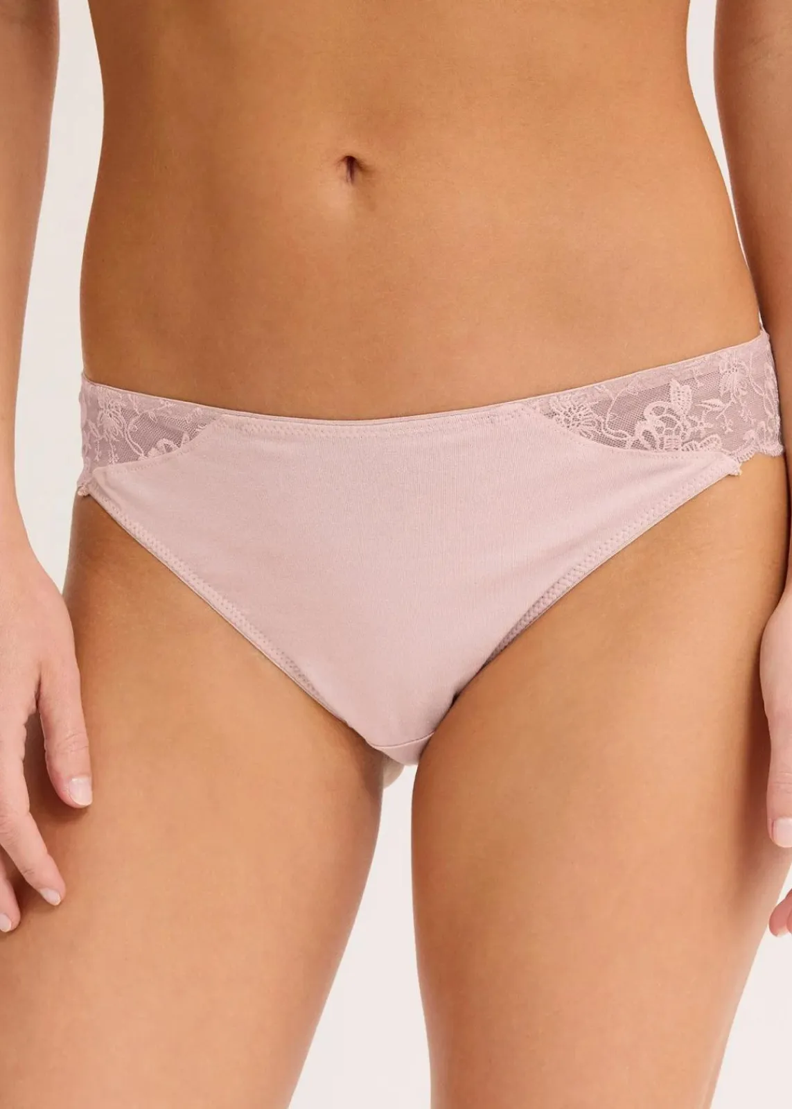 bonprix Wäsche·Baumwollunterwäsche|Wäsche·Höschen^Slip mit Spitze (4er Pack) mattrosa+weiß