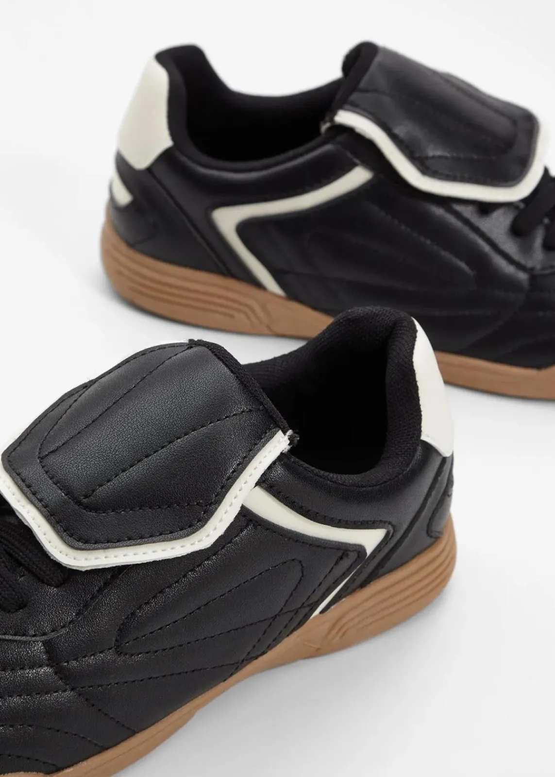 bonprix Sneaker^Sneaker schwarz/wollweiß