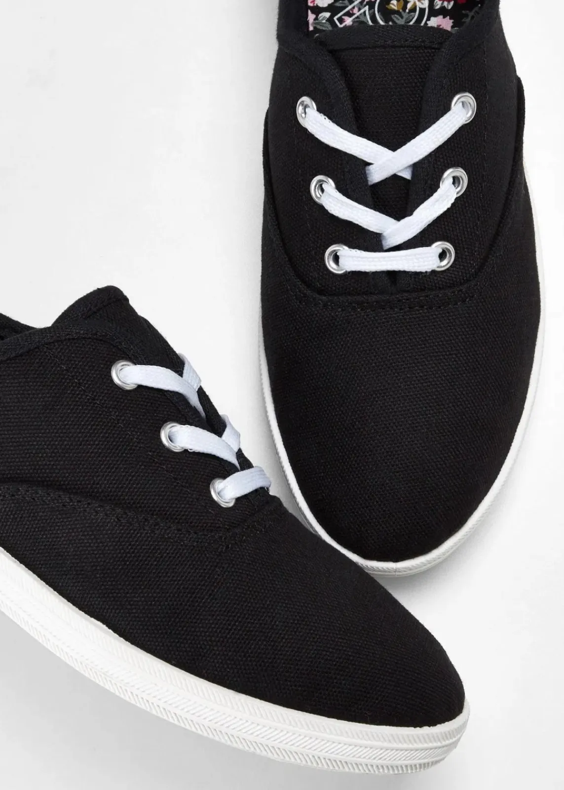 bonprix Schuhe & Accessoires In Spezialgrößen·Schuhe In Übergröße|Sneaker^Sneaker aus Baumwoll-Canvas schwarz