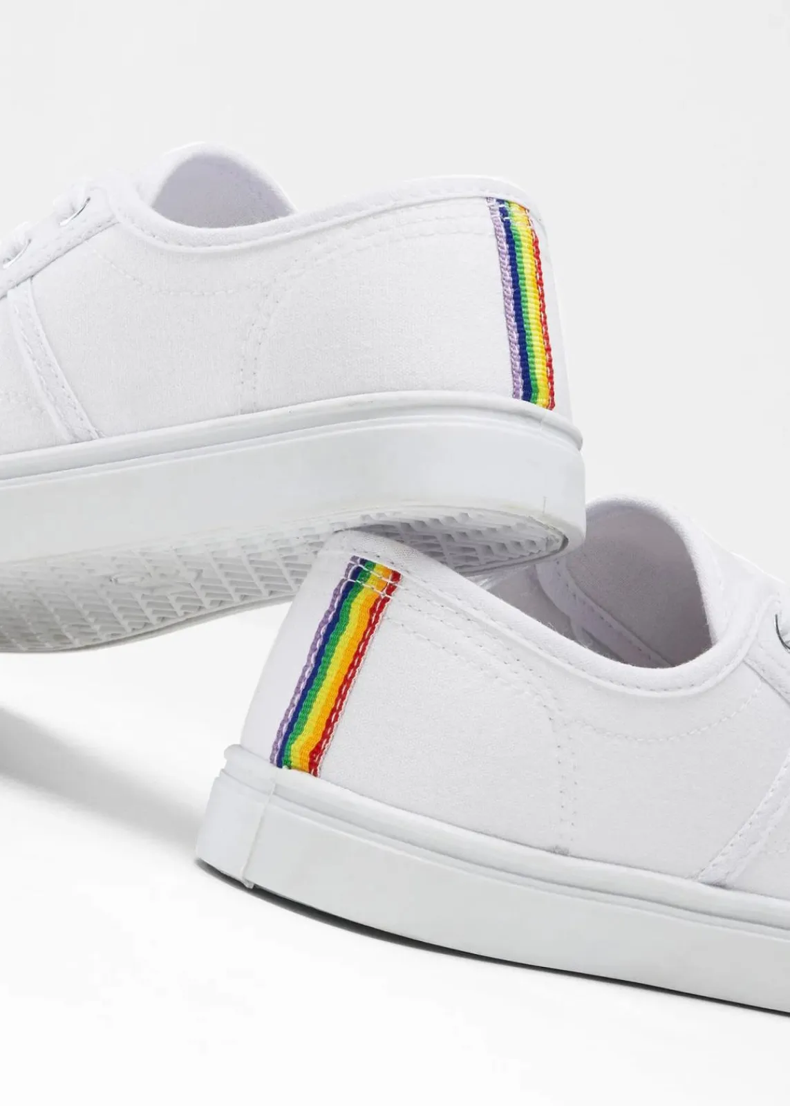 bonprix Sneaker|Sneaker^Sneaker aus Baumwoll-Canvas mit Stickerei weiß