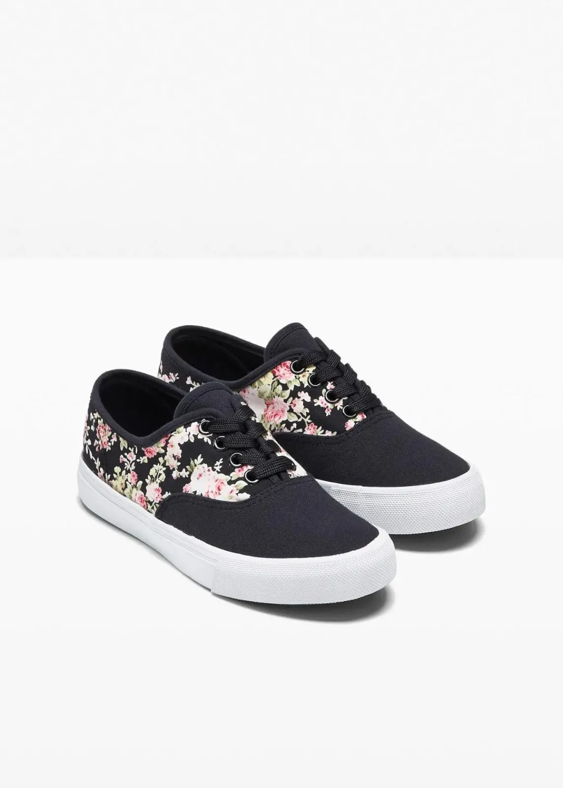 bonprix Sneaker|Schuhe & Accessoires In Spezialgrößen·Schuhe In Übergröße^Sneaker aus Baumwoll-Canvas schwarz geblümt