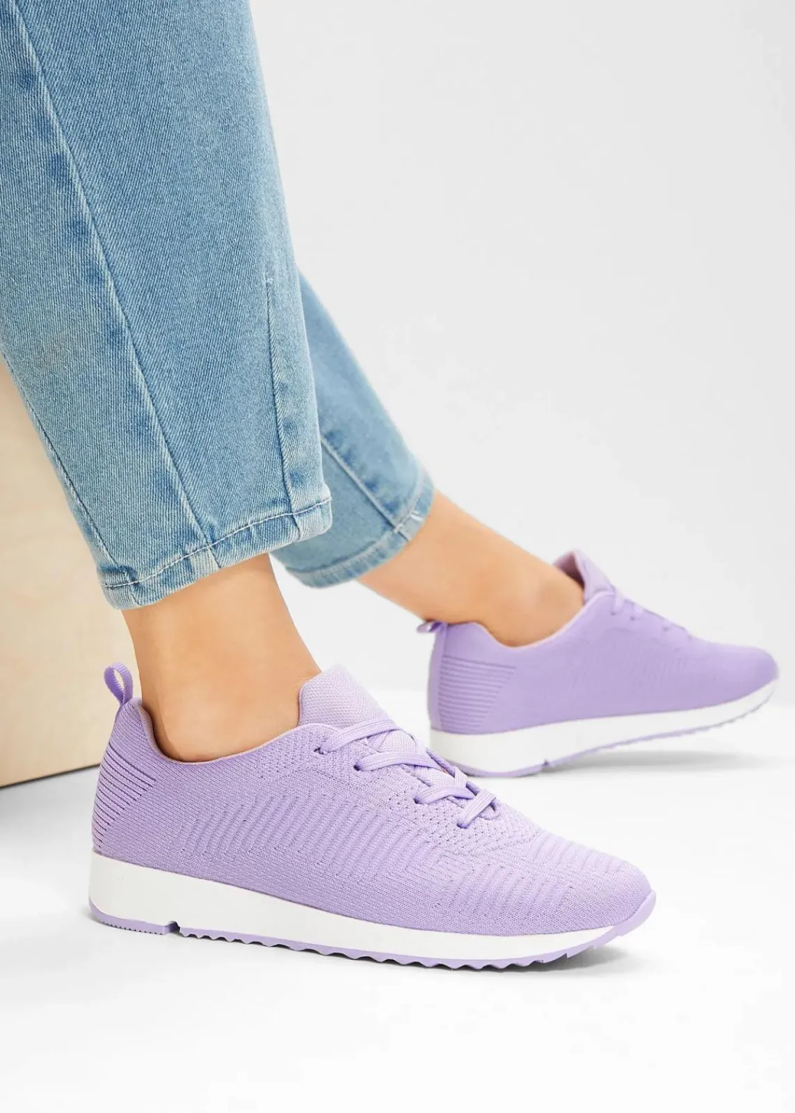 bonprix Sport- & Trekkingschuhe|Sneaker^Sneaker aus Soft-Material hellviolett