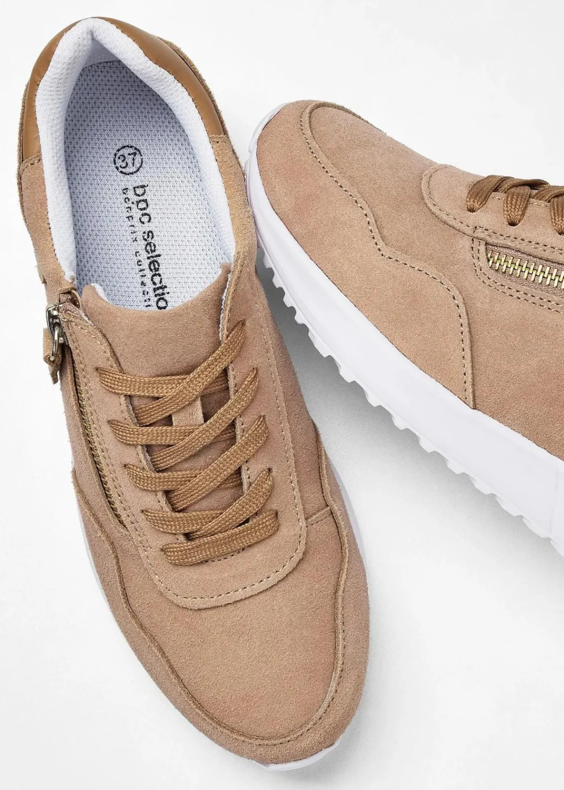 bonprix Sneaker^Sneaker aus Veloursleder camel