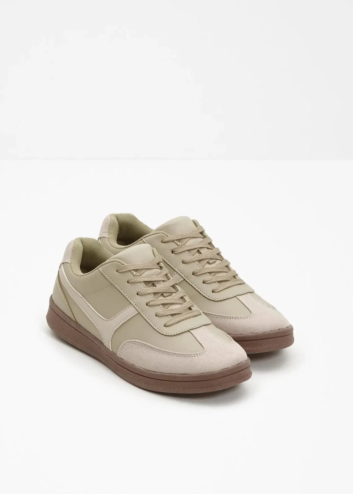 bonprix Sneaker^Sneaker im Retrolook mattschilf/natur