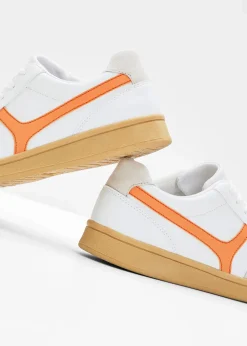bonprix Sneaker^Sneaker im Retrolook weiß/hellorange