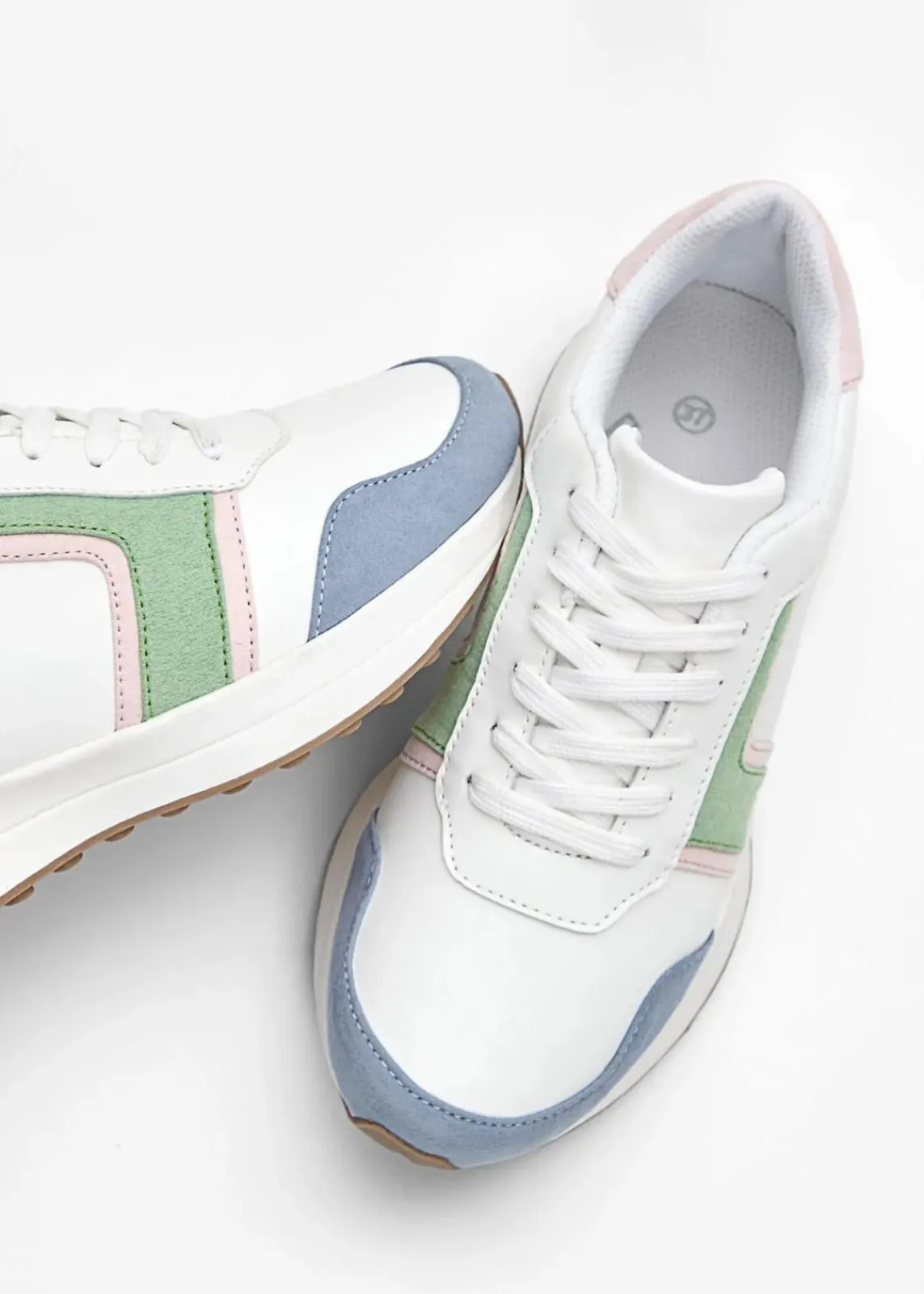 bonprix Sneaker^Sneaker mit Profilsohle weiß/rosa/grün/blau