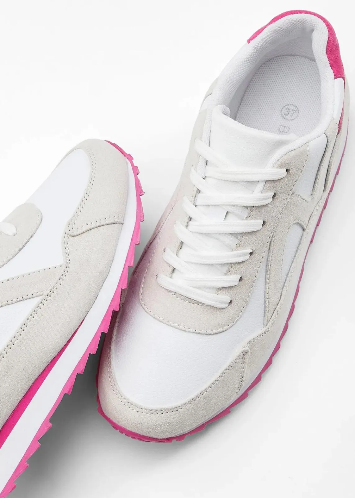 bonprix Sneaker^Sneaker mit Profilsohle weiß/beige/pinklady