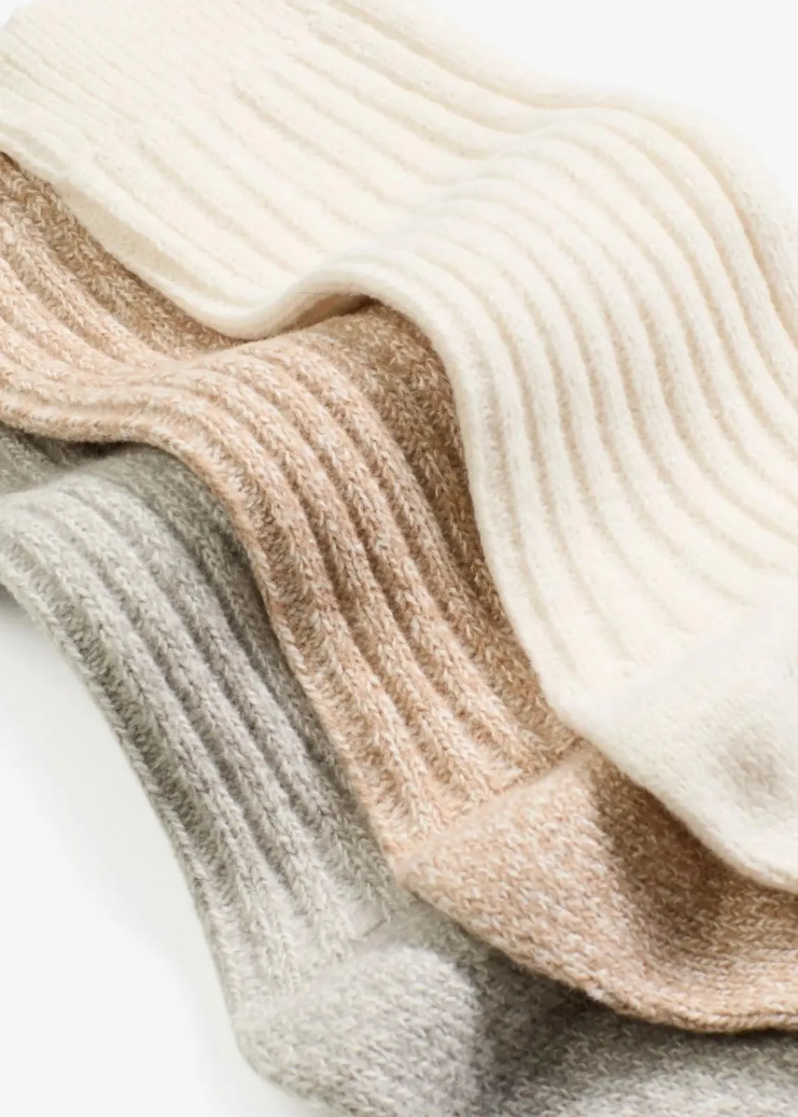 bonprix Homewear|Socken & Strumpfhosen^Socken mit Rippe und Flauschgarn (3er Pack) hellgrau meliert + hellbeige meliert + weiß