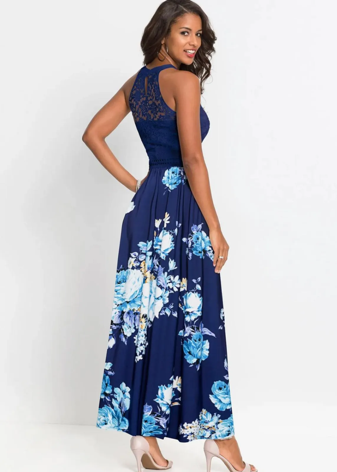 bonprix Bekleidung·Pullover & Strickjacken|Kleider^Sommer-Maxikleid mit Blumen-Print und Spitze dunkelblau/lila/rosa geblümt