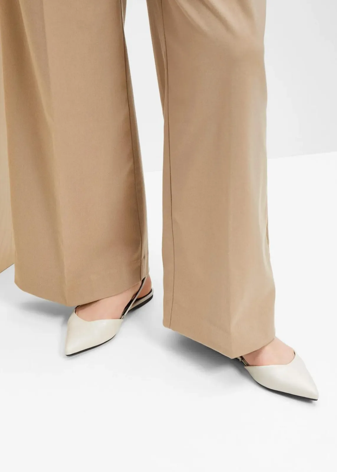 bonprix Sommerschuhe^Spitze Sling-Ballerinas wollweiß