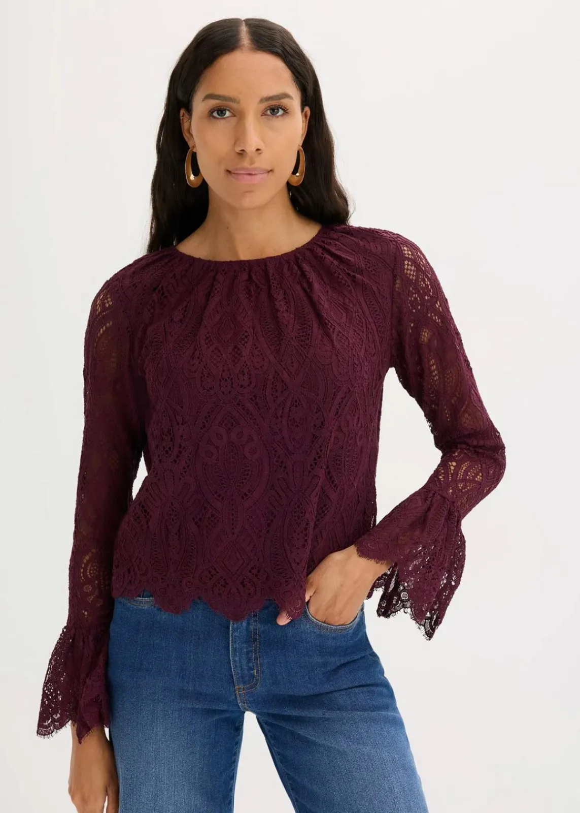 bonprix Bekleidung·Jacken & Mäntel|Blusen & Tuniken^Spitzen-Bluse mit Volants weinrot
