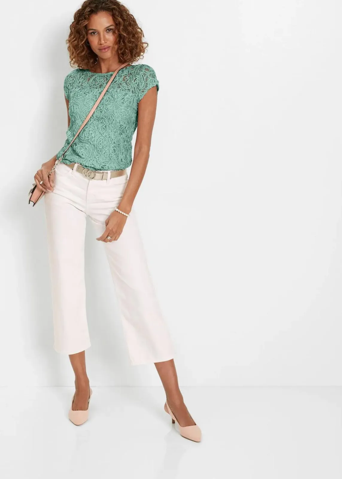 bonprix Blusen & Tuniken|Bekleidung·Jacken & Mäntel^Spitzen-Blusenshirt pastellgrün