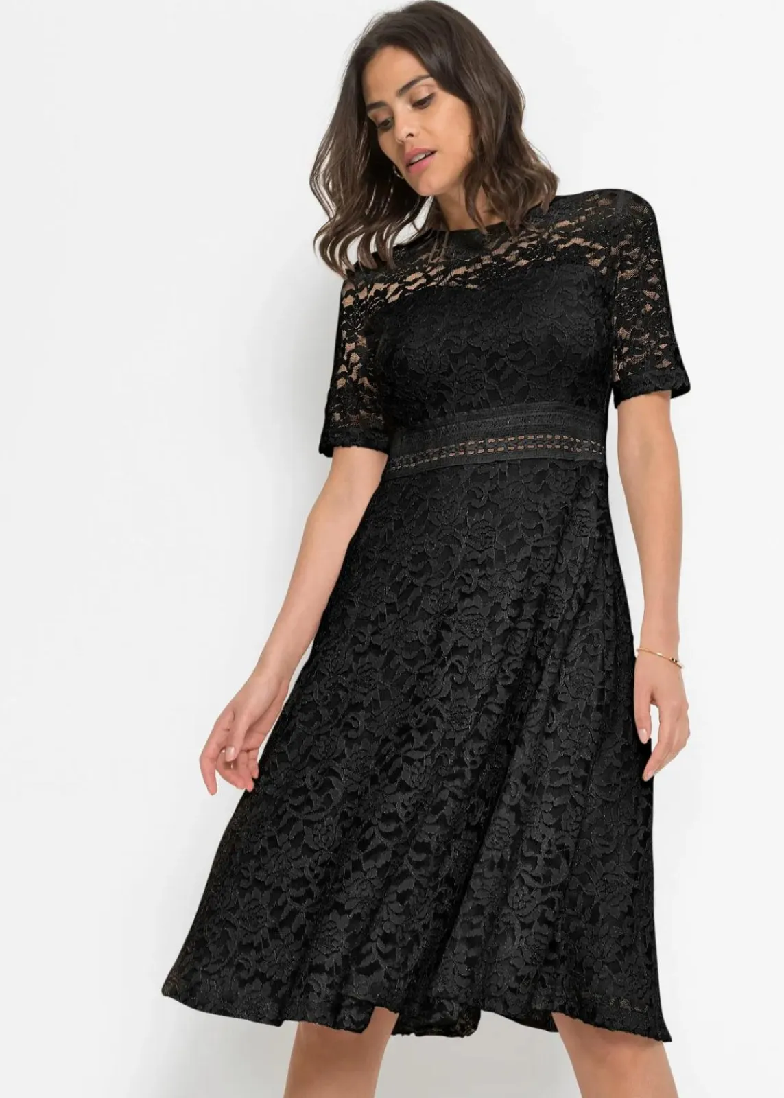 bonprix Festliche Mode|Kleider^Spitzenkleid mit Häkeleinsatz schwarz