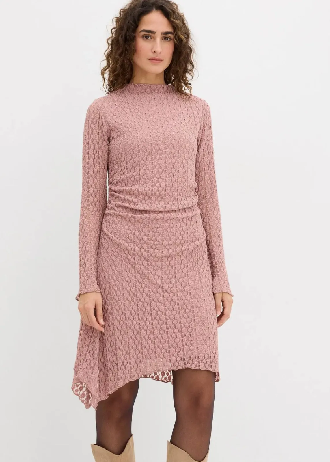 bonprix Kleider^Spitzenkleid mit Zipfelsaum rosenholz