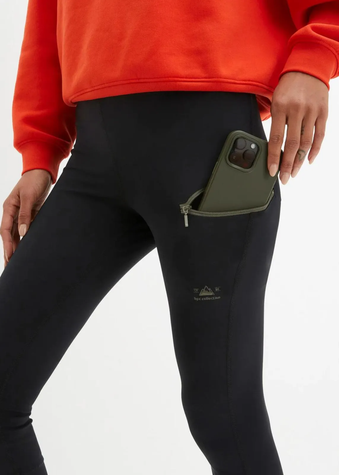 bonprix Bekleidung·Sweat|Bekleidung·Kleider^Sport-Capri-Leggings, schnelltrocknend schwarz