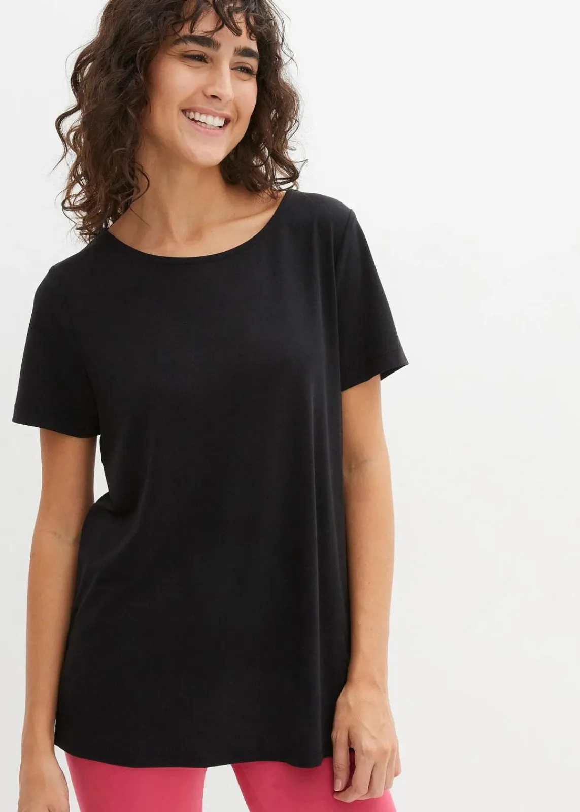 bonprix Bekleidung·Sweat|Nachhaltigere Materialien^Sport-Longshirt mit Rückenausschnitt schwarz
