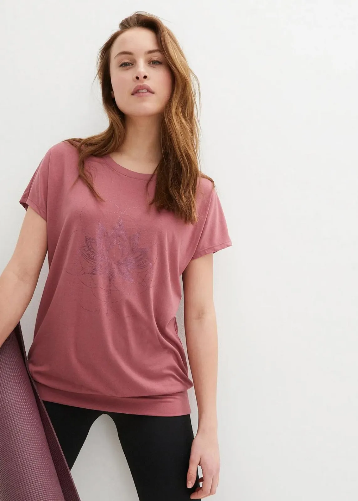 bonprix Shirts & Tops|Sportbekleidung^Sport-Shirt, Loose Fit softbeere bedruckt