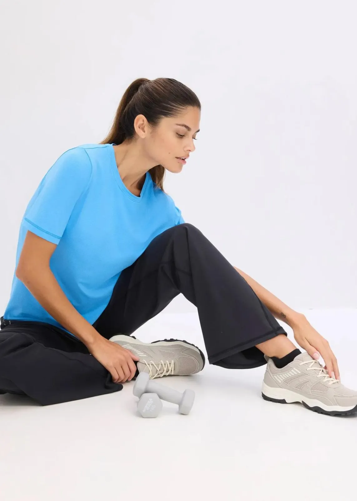 bonprix Shirts & Tops|Sportbekleidung^Sport-Shirt mit Strukturoptik brilliantblau/schwarz