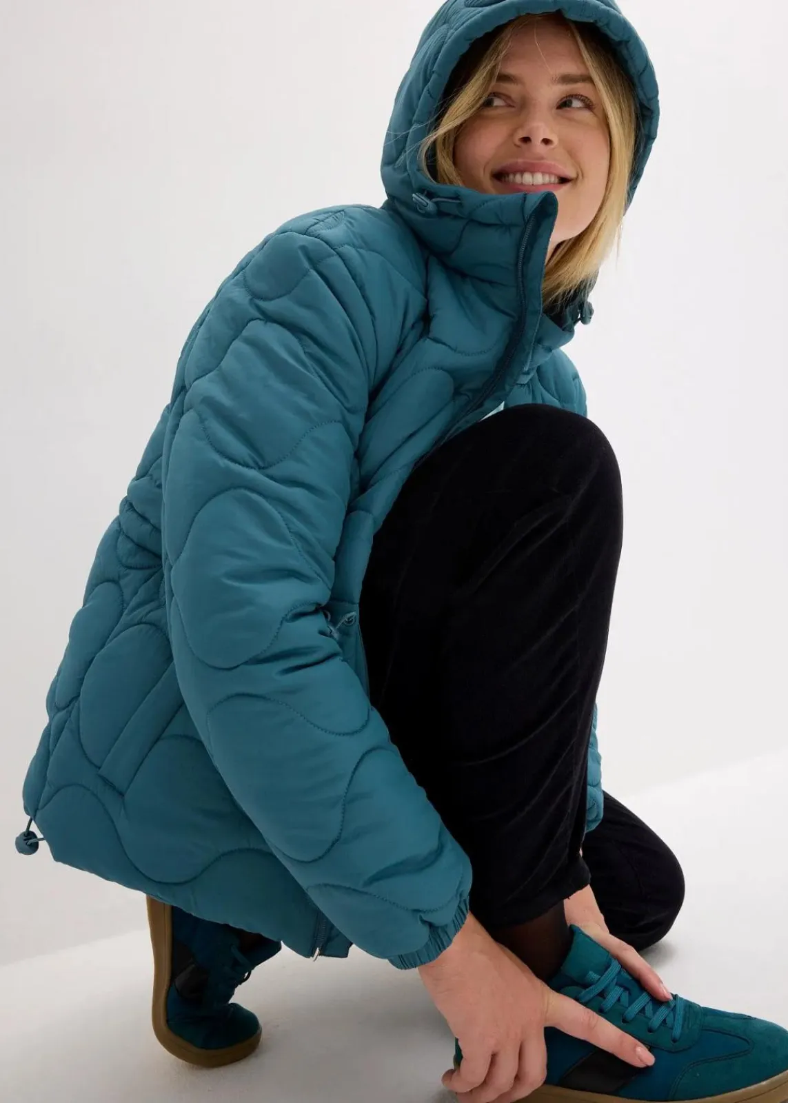 bonprix Bekleidung·Hosen|Nachhaltigere Materialien^Steppjacke mattpetrol