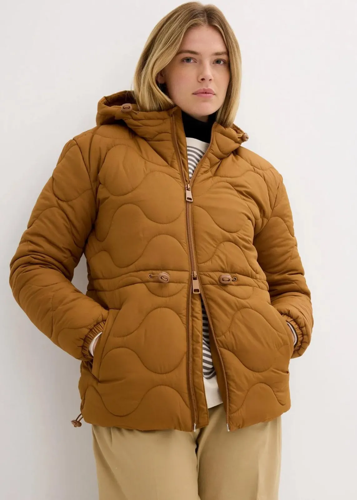 bonprix Jacken & Mäntel|Nachhaltigere Materialien^Steppjacke cognac braun