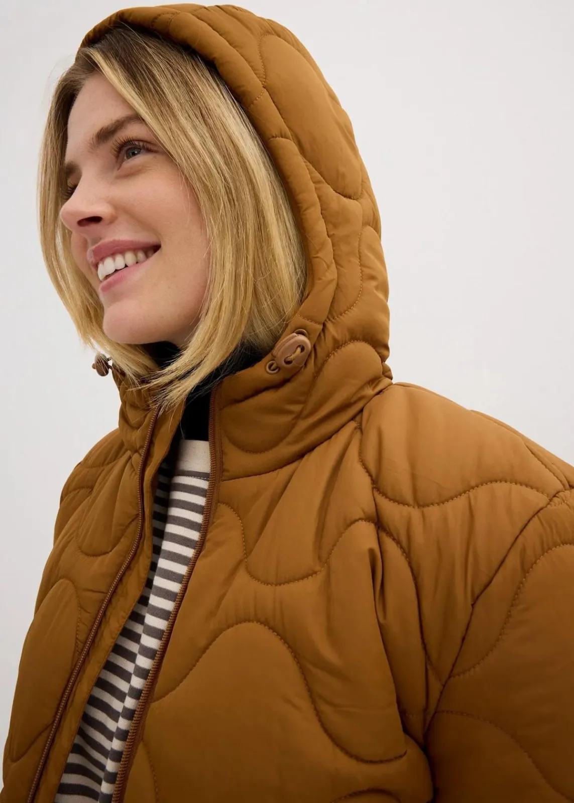 bonprix Jacken & Mäntel|Nachhaltigere Materialien^Steppjacke cognac braun