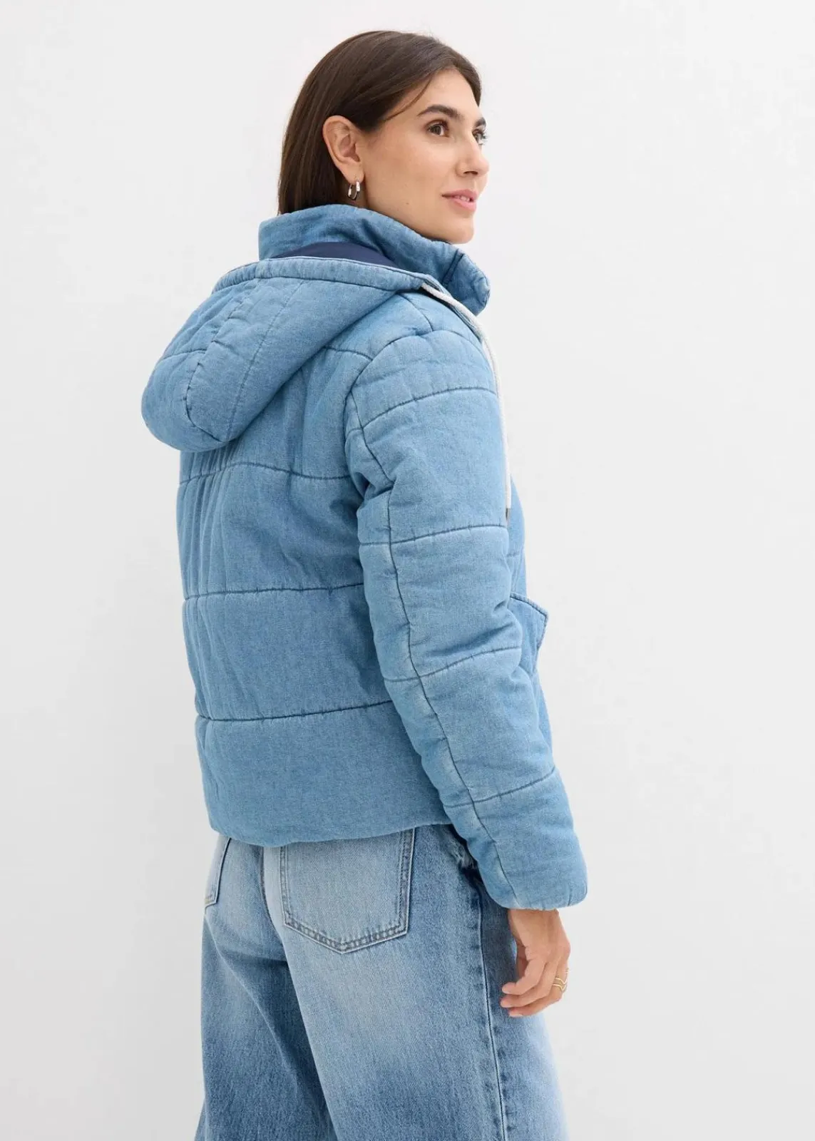 bonprix Bekleidung·Hosen|Jacken & Mäntel^Steppjacke aus Denim eisblau denim