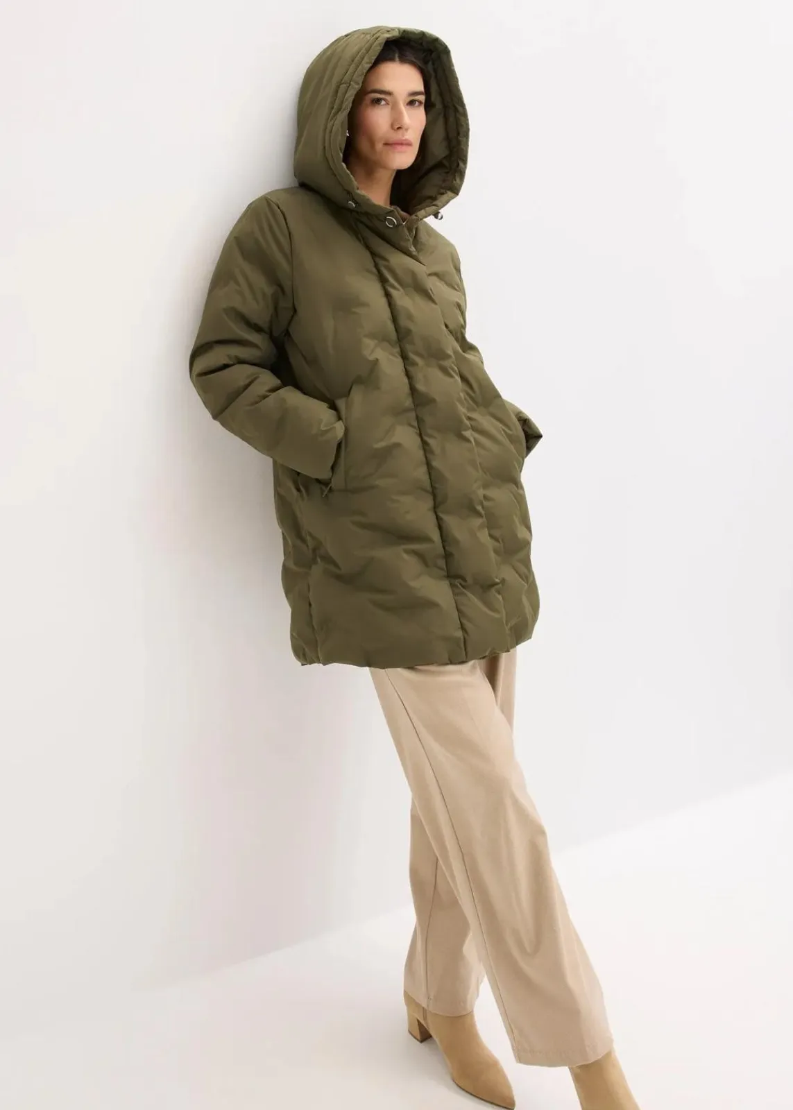 bonprix Bekleidung·Hosen|Jacken & Mäntel^Steppjacke in 2-in-1-Optik dunkeloliv
