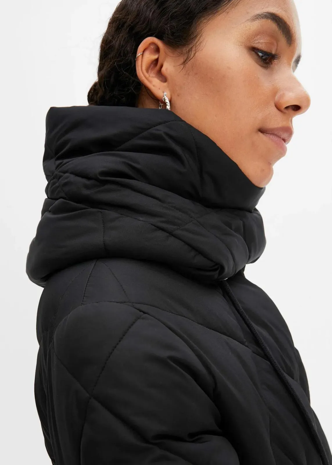 bonprix Bekleidung·Hosen|Jacken & Mäntel^Steppjacke mit Kapuze schwarz