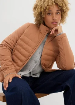 bonprix Bekleidung·Hosen|Jacken & Mäntel^Steppjacke, ultra leichtes Daunenimitat braun