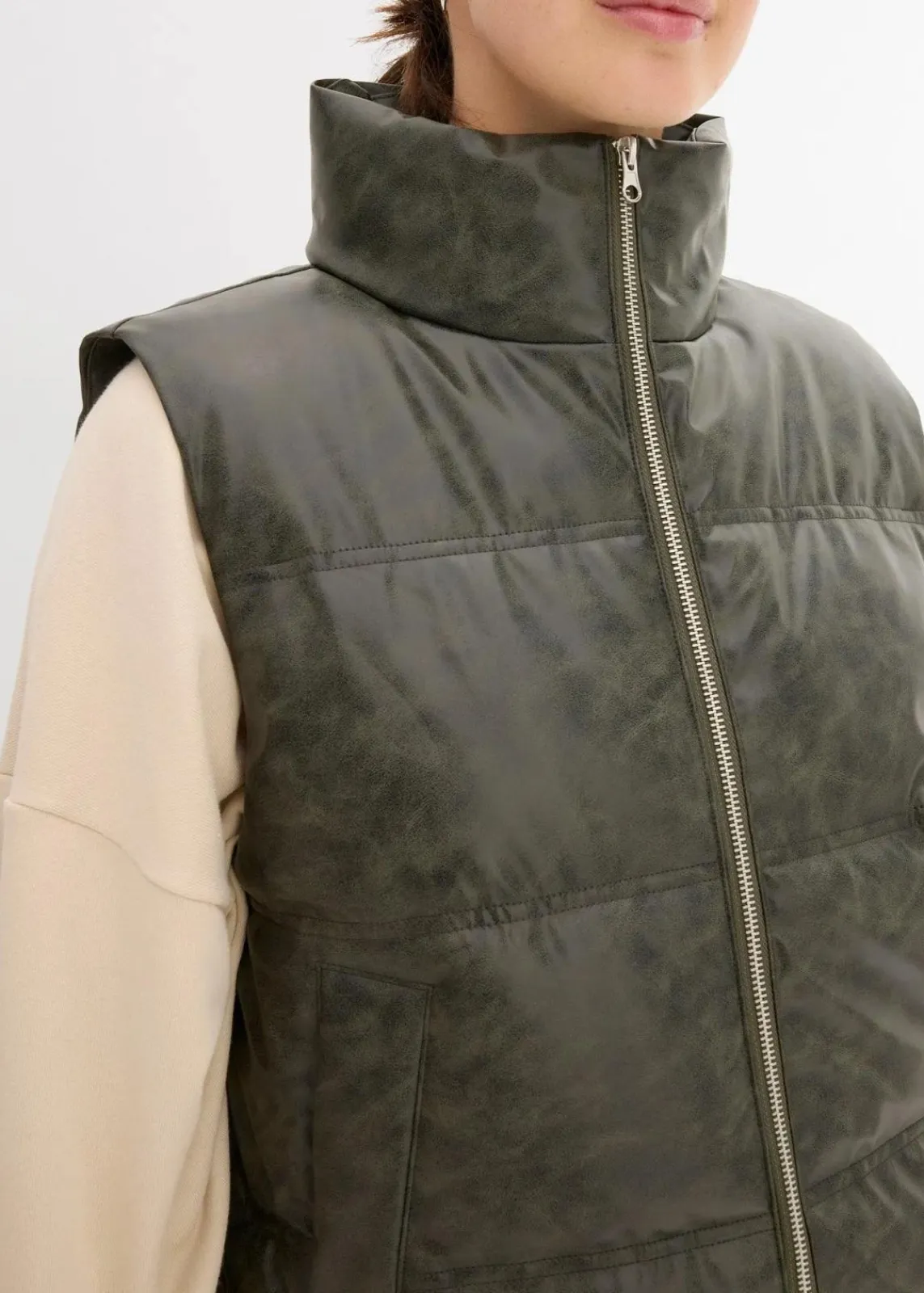 bonprix Bekleidung·Hosen|Nachhaltigere Materialien^Steppweste aus Lederimitat grau washed
