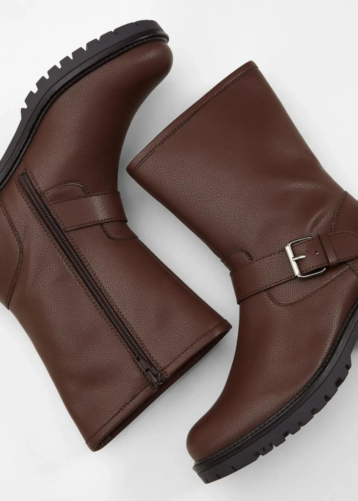 bonprix Stiefel|Gefütterte Winterschuhe^Stiefel dunkelbraun
